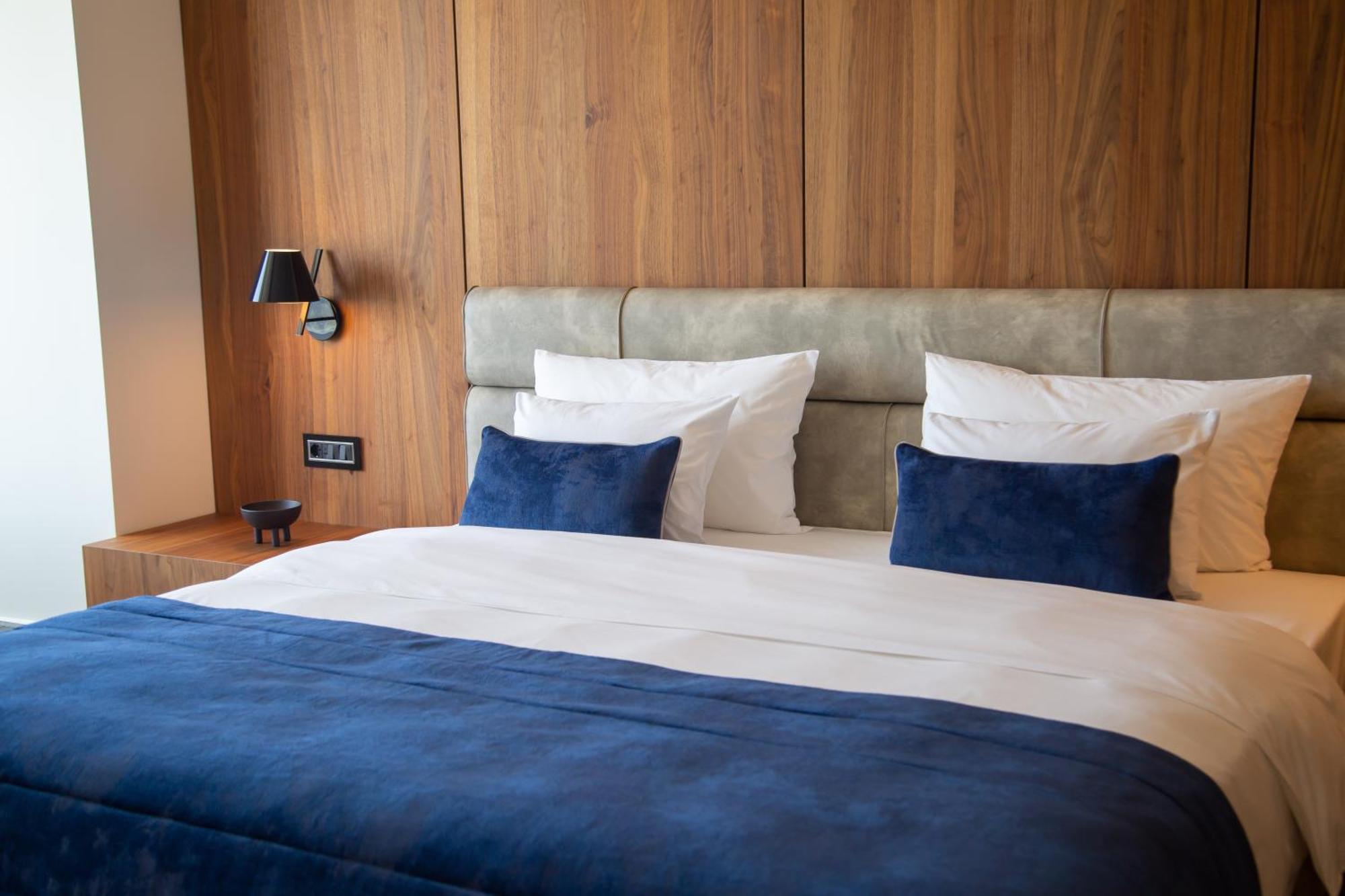Abi'S Hotel & Spa Vlorë エクステリア 写真